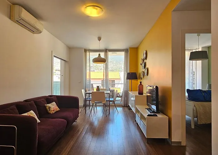 Plaza Apartamento